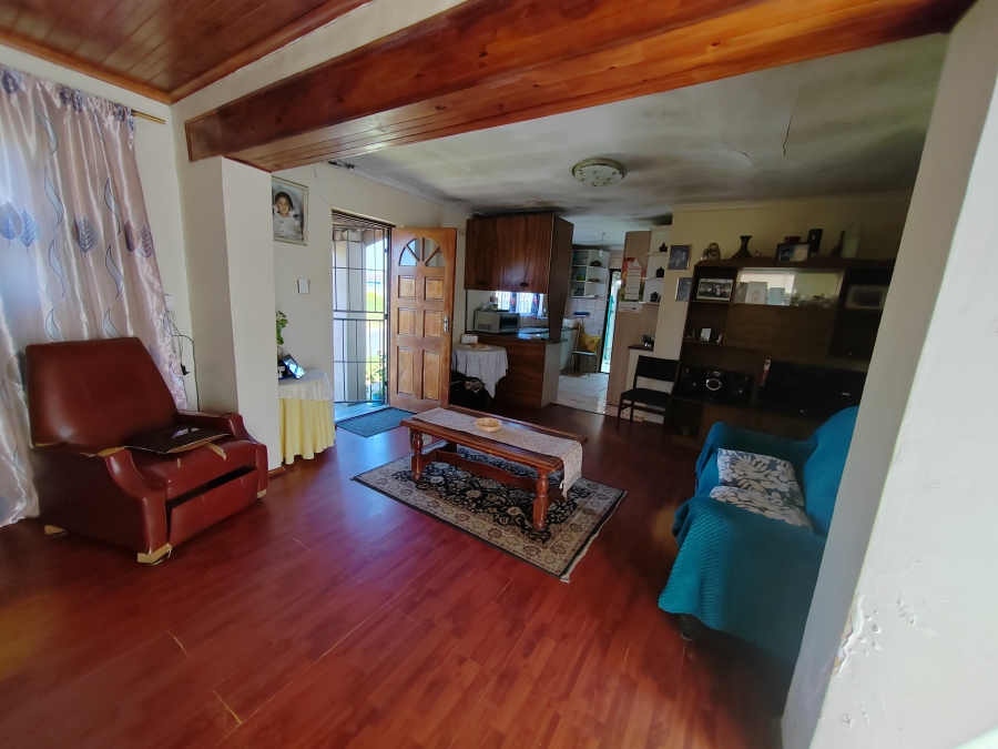 3 Bedroom Property for Sale in Hillview Western Cape